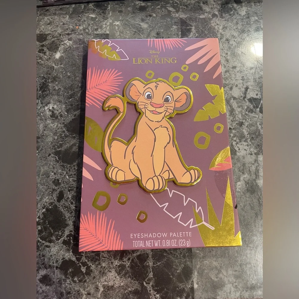 Disney The‎ Lion King Beautiful Eyeshadow Palette.